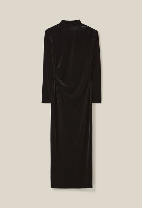 Fitted long black velvet dress