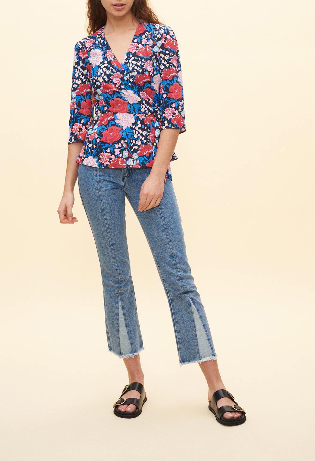 Wrap-front top