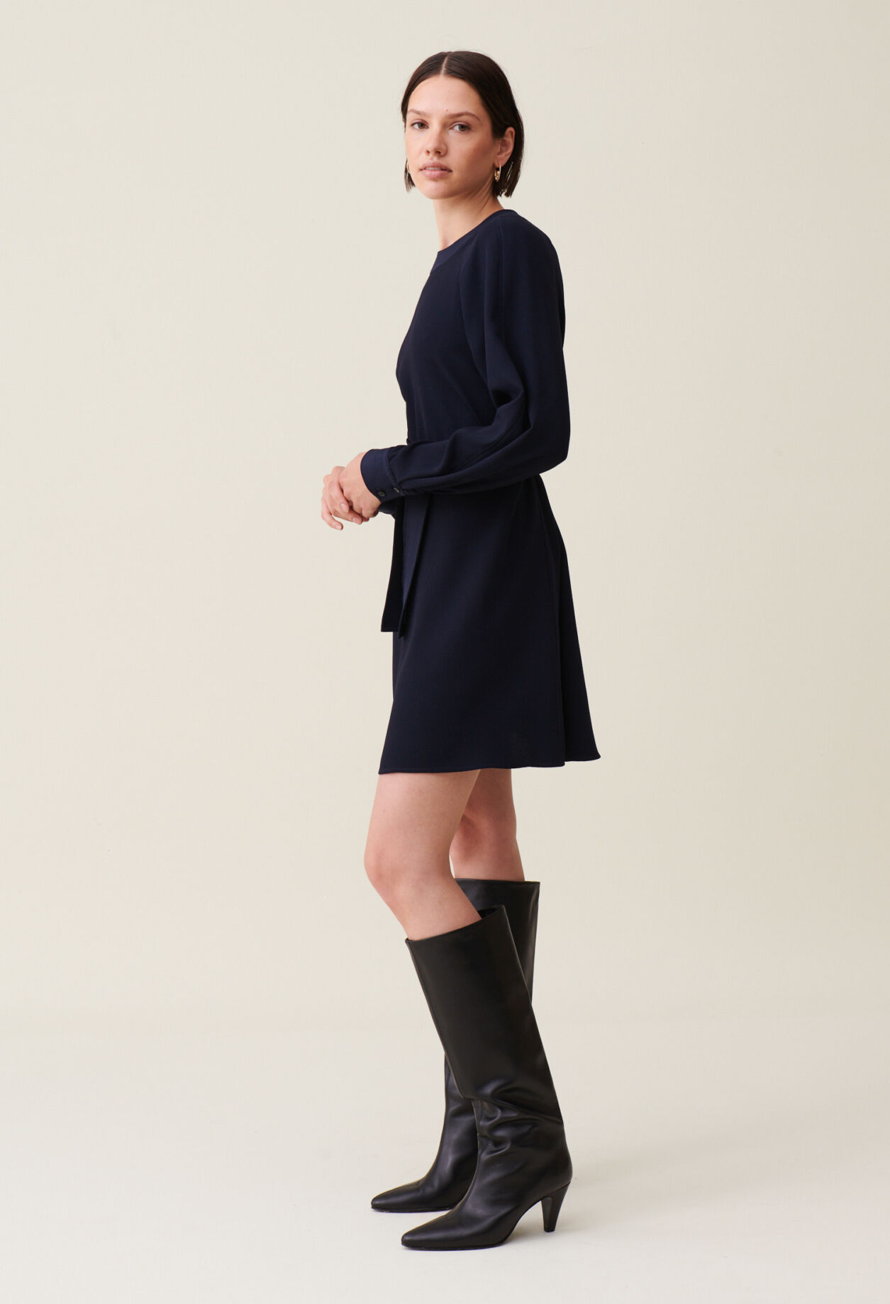 Robe babydoll ceinturée marine